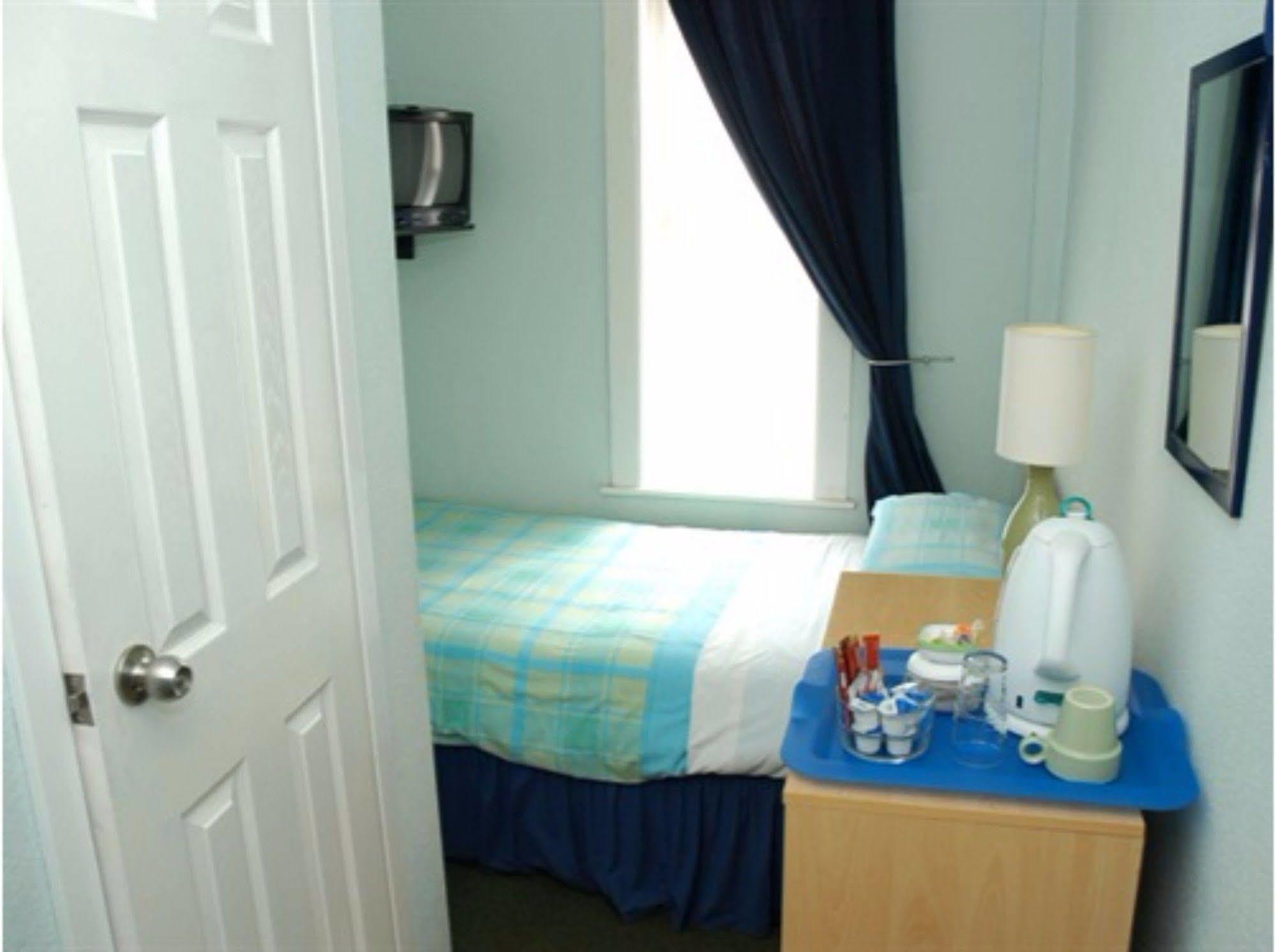 Kentmere Guest House Фолькустоун Экстерьер фото
